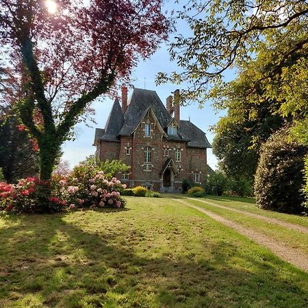 Le Manoir Des Rochers Bouere Eksteriør billede