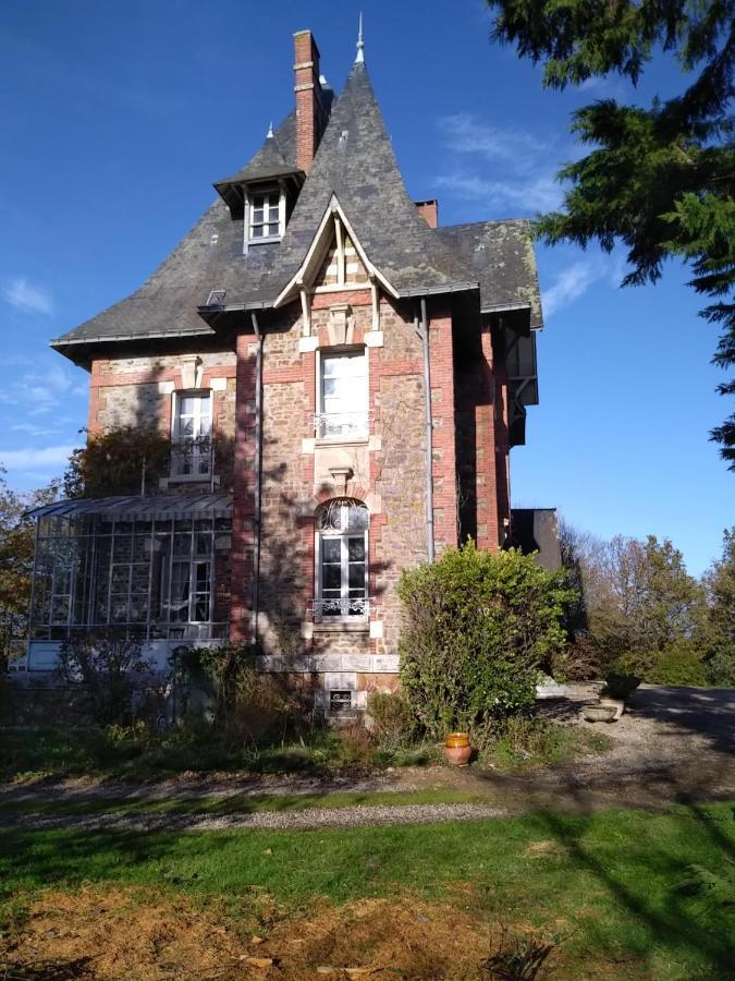 Le Manoir Des Rochers Bouere Eksteriør billede