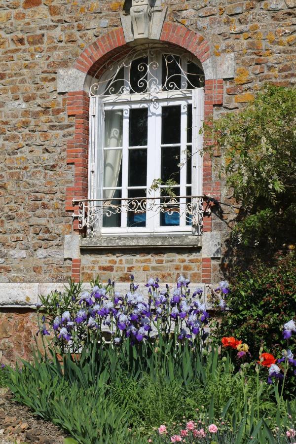 Le Manoir Des Rochers Bouere Eksteriør billede